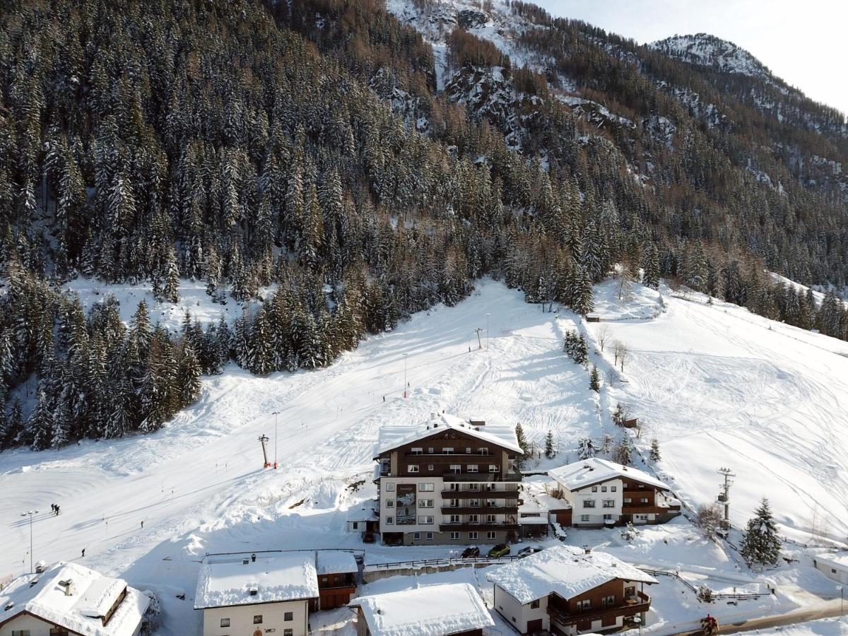 Aktivhotel Feichtner Hof Kaunertal Buitenkant foto