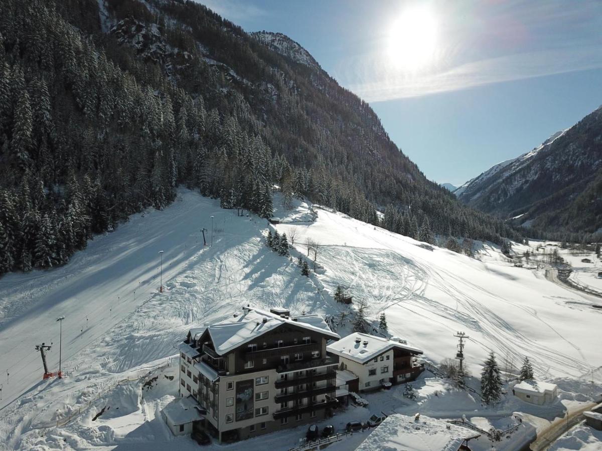 Aktivhotel Feichtner Hof Kaunertal Buitenkant foto