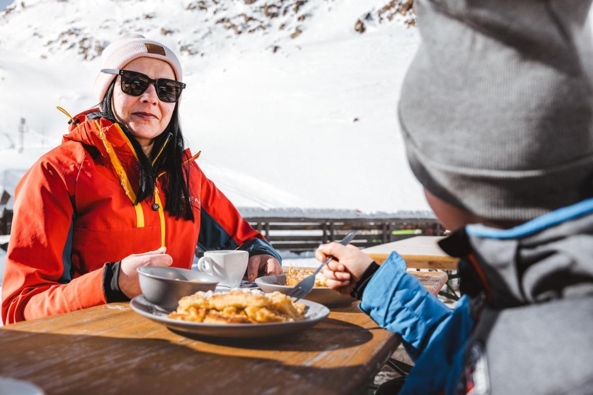 Aktivhotel Feichtner Hof Kaunertal Buitenkant foto